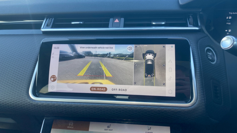 Land Rover Range Rover Velar 3.0 D300 MHEV R-Dynamic SE 5dr Auto Diesel Estate